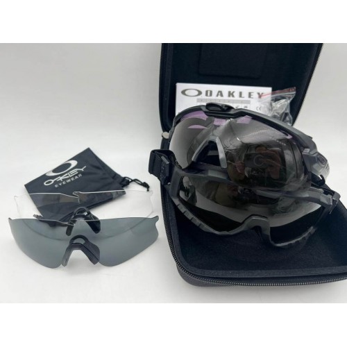 Тактические ударопрочные очки OAKLEY в Керчи