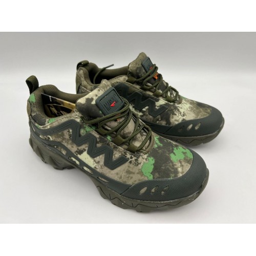 Треккинговые кроссовки «MAGNUM» летние в Керчи